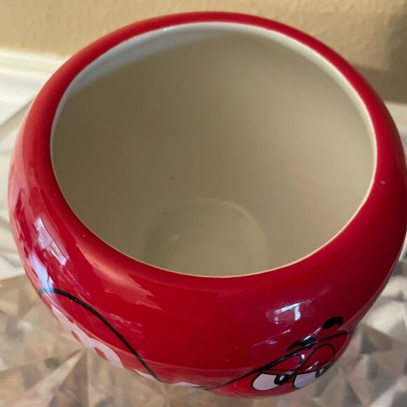 Red M&M’s 3D Candy Dish - Picture 5 of 12
